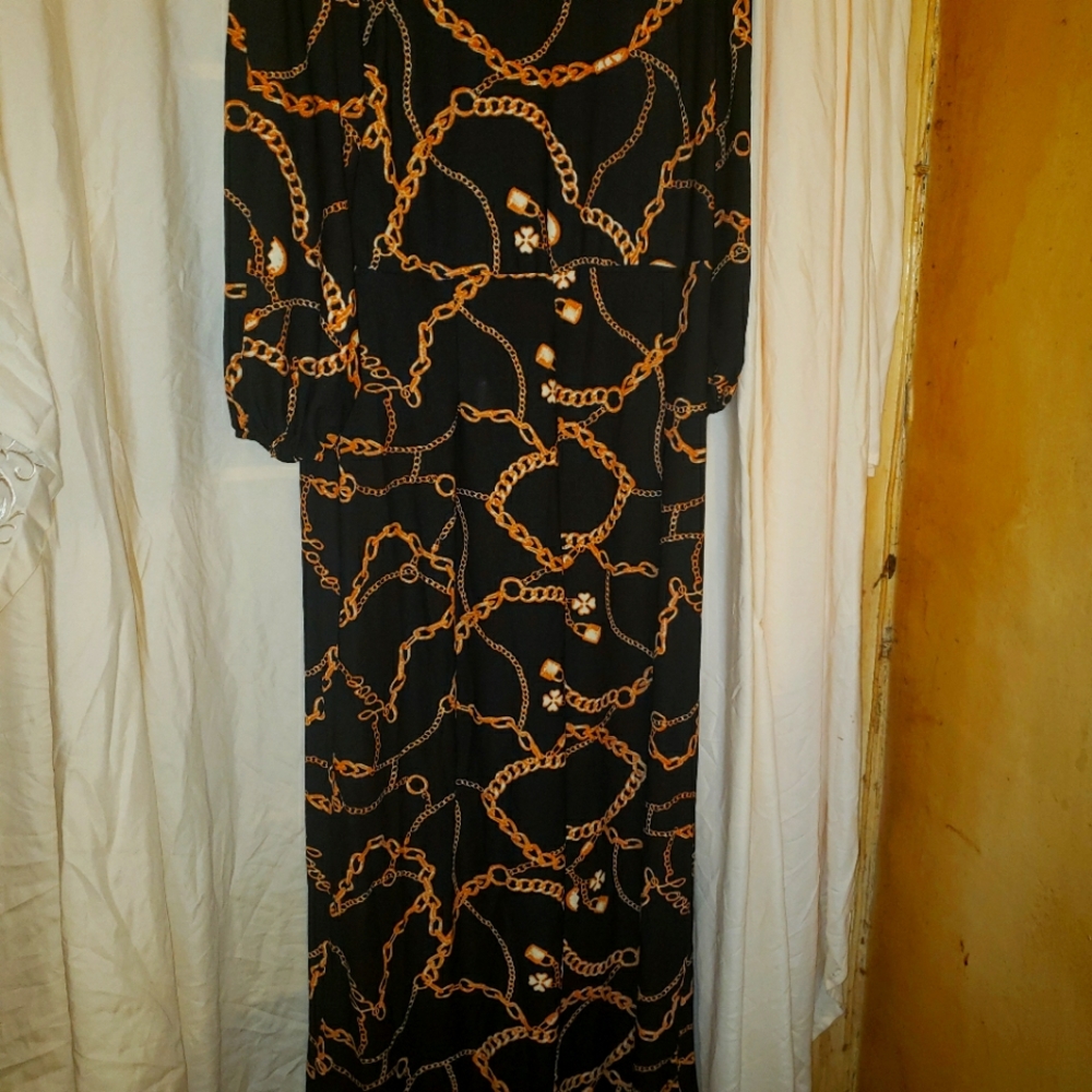 Introducing the stunning Salma Sari Jumpsuits, perfect for those looking to a